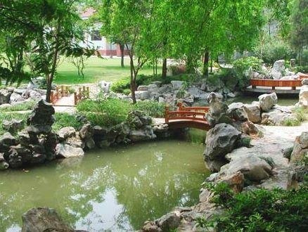 盘点中国收费最狠十所大学 中戏学费近14万 盘点中国收费最狠十所大学 中戏学费近14万