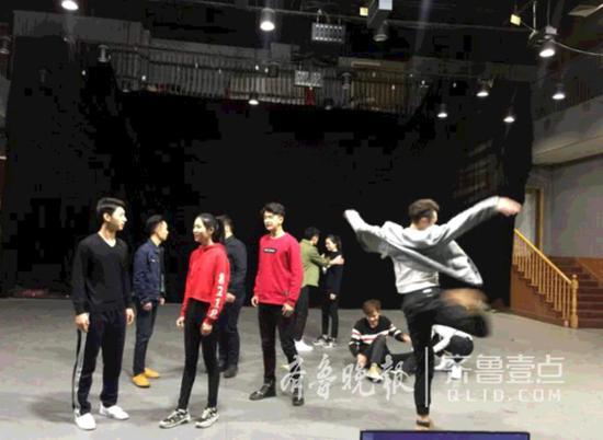 ɽ������ѧԺ����רҵ�տ��ֳ�