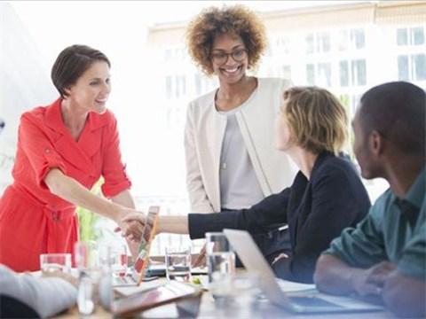 职场英语:如何用英文写出优秀的个人介绍?