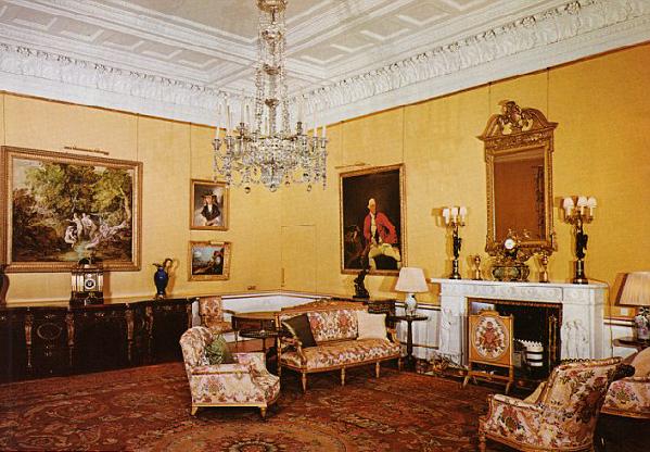 双语:揭秘习大大访英下榻白金汉宫比利时套房