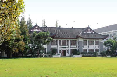 复旦探索恢复书院文化 传统与现代如何对接