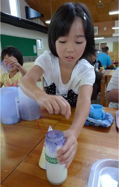 和日本小孩吃饭,才知道什么是输在起跑线(图)