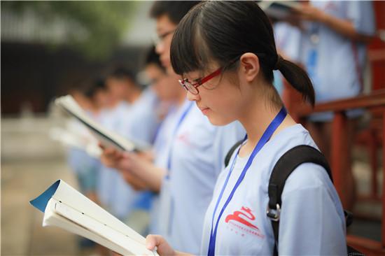 美国亚裔是如何看待中国高中教育的?