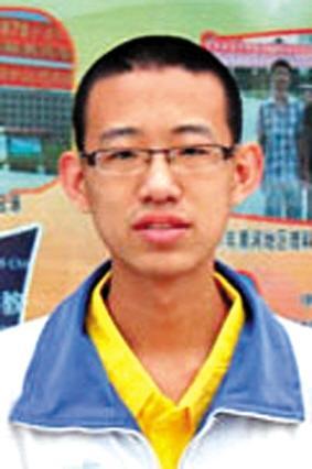 考霸复读多为“名校情结”“理想专业”