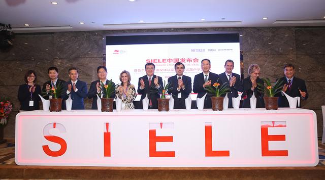 �׸���������ȫ����֤���߿����仧ѧ������