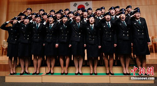 当地时间12月10日上午,淑明女子大学女子"大学预备军官团(rotc)"成立