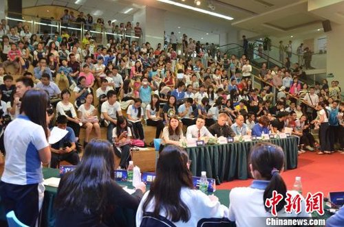 深圳中学生模拟联合国英语大赛举行复赛