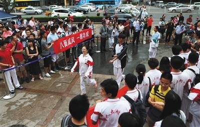 北京高考拟规定本二本三合并 英语笔试无听力