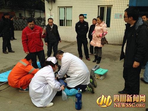 学生上课死亡家长索百万遭拒 校方:给人道援助