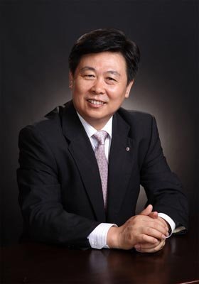 山东大学校长徐显明:校长应是好制片人