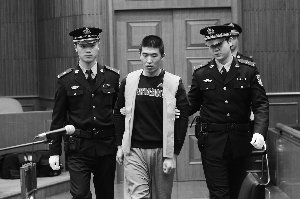 “教育”遭顶撞 哥哥棍杀弟弟
