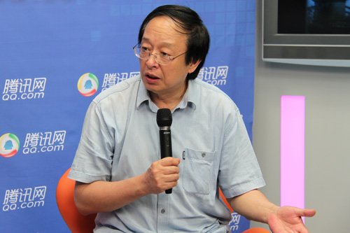 王大绩:高考作文紧扣生活 评卷会有宽容尺度