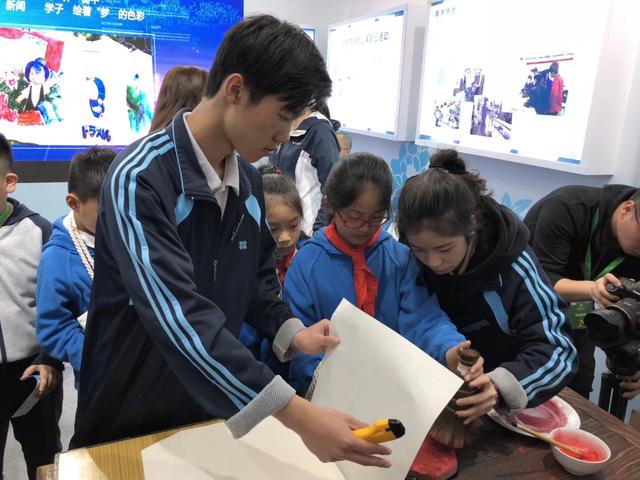 “传统+科技”展现职教育人魅力,新闻出版学校精彩“亮相”教博会