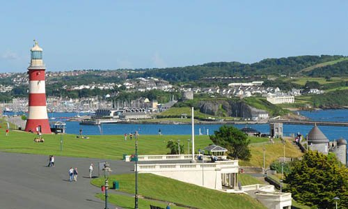 普利茅斯城市学院 以更好为学生服务为宗旨