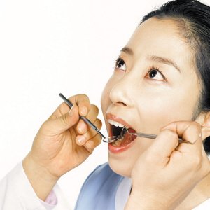 提醒：孕期口腔问题易引发早产