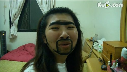 鬼脸<em>妹子</em>犯二<em>图微博</em>热传:盘点意外走红<em>妹纸</em>_