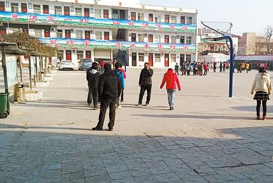 河南商水拟取缔校外学生公寓 2千人被迫转学