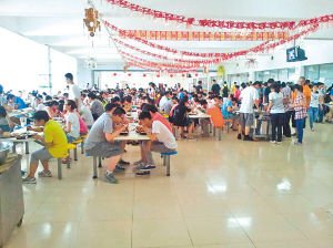 黑龙江最牛复读班 复读一年2万元仍有大批考生