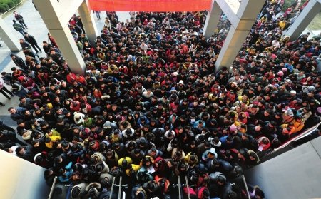 四川近6万人考研创新高