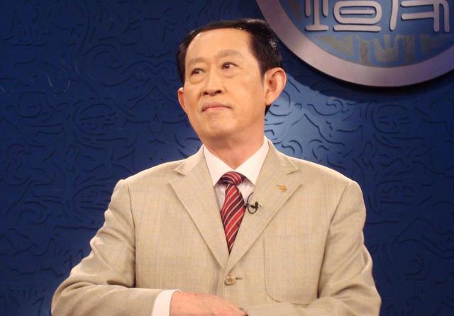 王立群_蒙曼