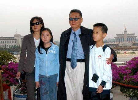 李敖暨大演讲:中国切不可与美国比阔