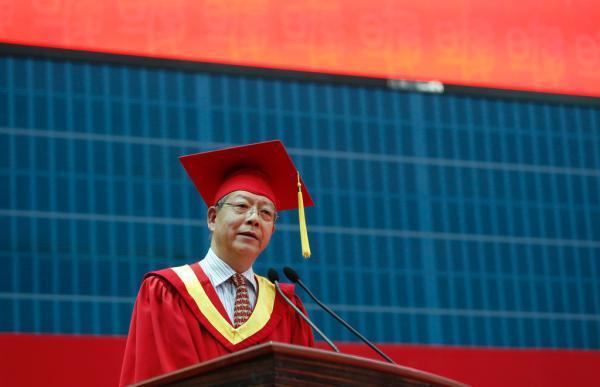 复旦:将校长卸任与中纪委巡视关联不负责任