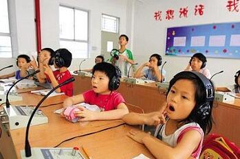河南省残疾儿童义务教育入学率要达90%以上