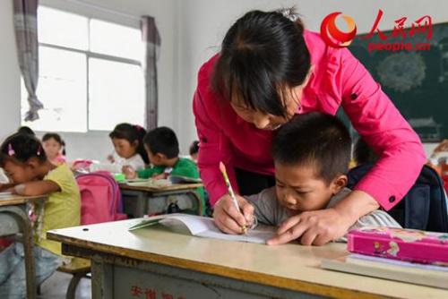 留守儿童普遍学习不好 学校:亟需专业心理咨询