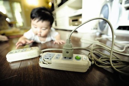 儿童意外伤害近半发生家中 居家安全自查图走红