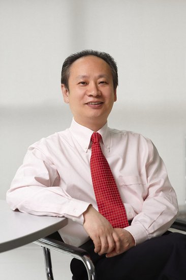 商学院 中欧校友返校日 正文 徐航先生创建迈瑞公司的20年里,以其深厚
