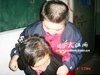 15 лет переехал придерживаться мать назад ее сын в колледже городка (рисунок)