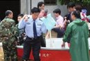 湖南洪水淹考场 800名考生坐冲锋舟转移