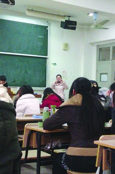 南师大为防学生逃课拍照点名 网友戏称“史上最严”