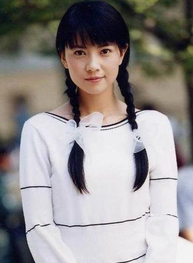 你那美丽的麻花辫:女星清纯度大比拼 组图