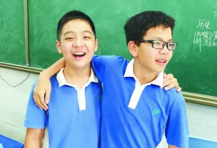 “学霸”少年9岁办独奏音乐会 蝶泳夺全国冠军