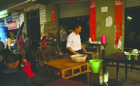 自贡考生陷“被状元”闹剧 成绩遭网络误传