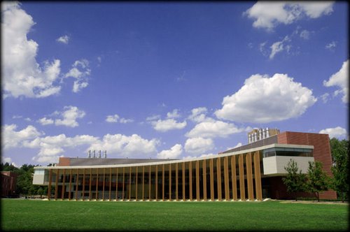 最新世界大学排名出炉：剑桥击败哈佛成第一