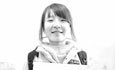Filles Sophomore justice pour sauver pilote