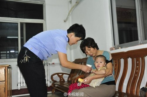 山东破获贩婴案37儿童获救 亲生父母卖孩子（组图）