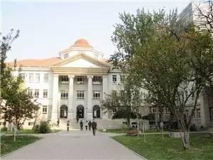 �Ŵ���Ժ�����Ļ��γɼ��ĵ���Ҫ��