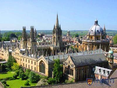 最新世界大学排名出炉：剑桥击败哈佛成第一
