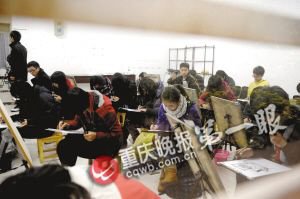 高中生为上大学“速成”艺术生 仅学画两月