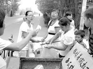 谢绝帮助卖西瓜挣学费 "西瓜妹妹"被武大录取