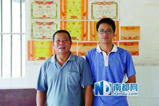贫寒学子高考路：打工挣生活费 专业注重实用