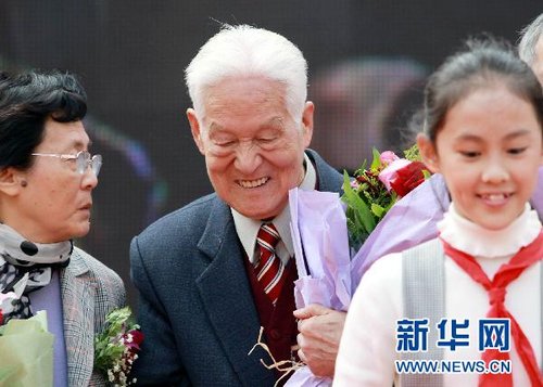 上海:徐汇中学庆祝建校160周年(组图)