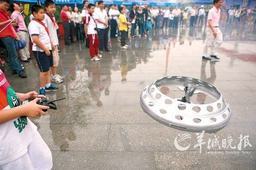 深圳模型赛高考加分占体尖生一半(组图)