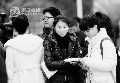 死背稿子就给零分 浙江传媒学院<em>艺考</em>紧张开锣