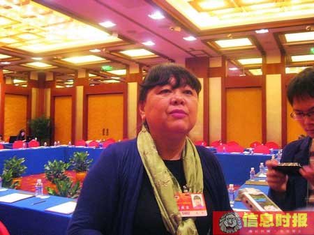 委员称不鼓励农村孩子上大学 多数网友不赞成