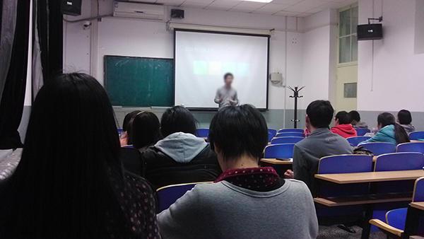 透视学而思②|高薪光环背后:有教师称自己像教