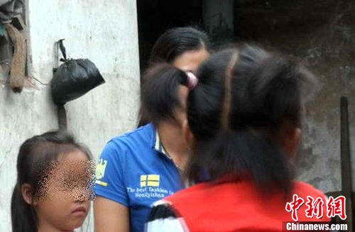 广西河池一小学主任课堂猥亵12名女童被捕